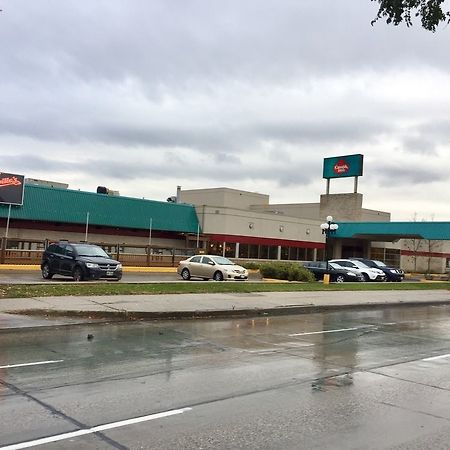 Canad Inns Destination Centre Transcona Winnipeg Exteriör bild