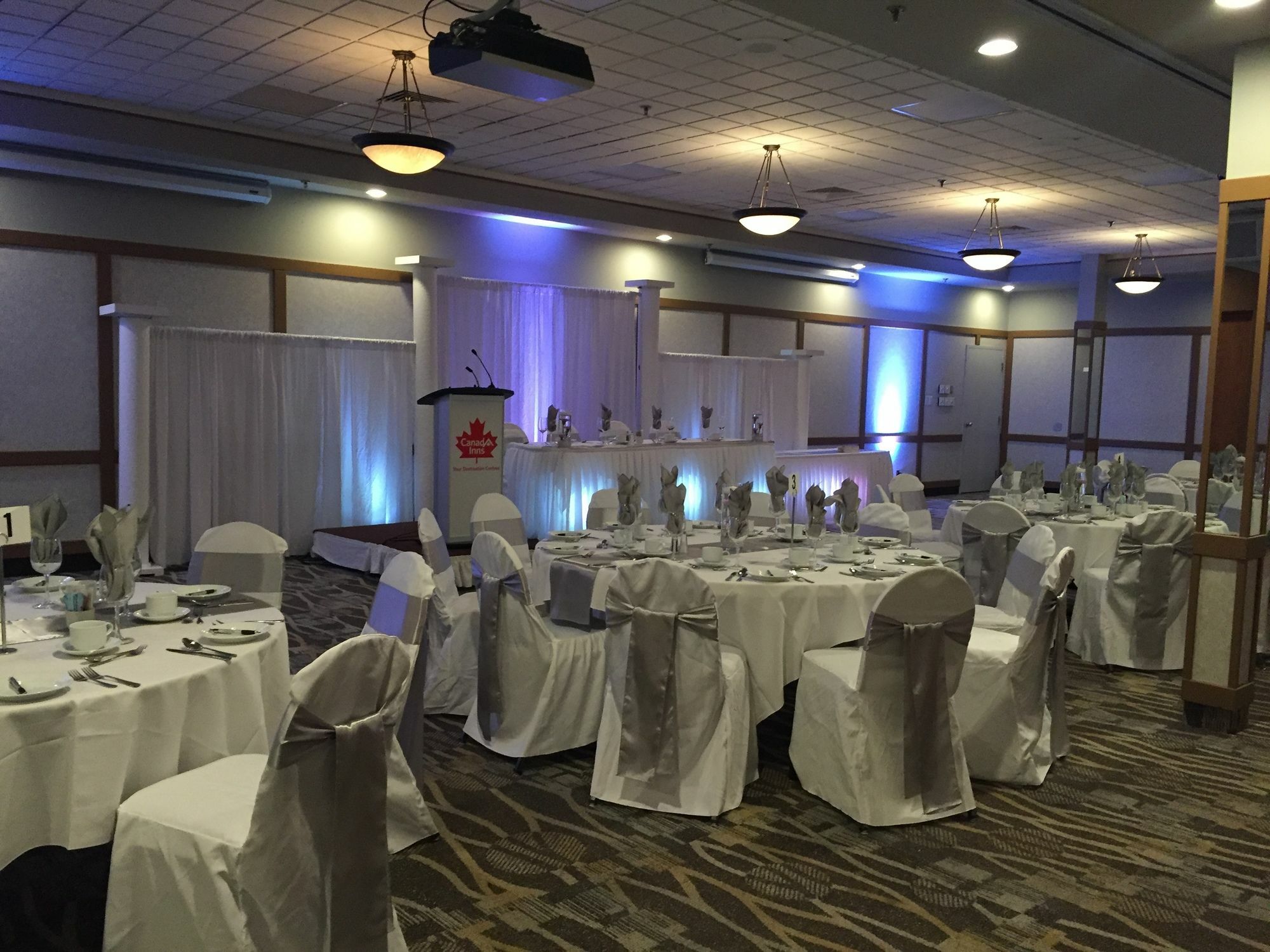 Canad Inns Destination Centre Transcona Winnipeg Exteriör bild